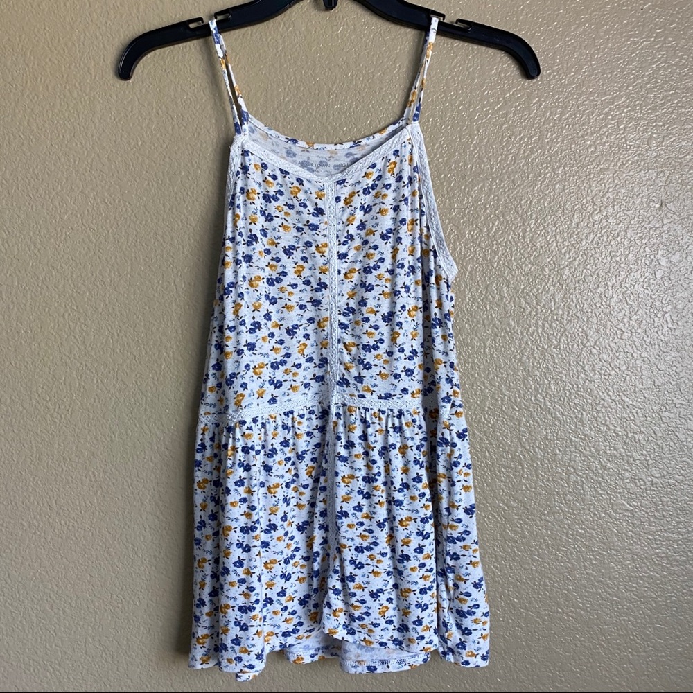 AMERICAN EAGLE Floral crochet trim swing tank